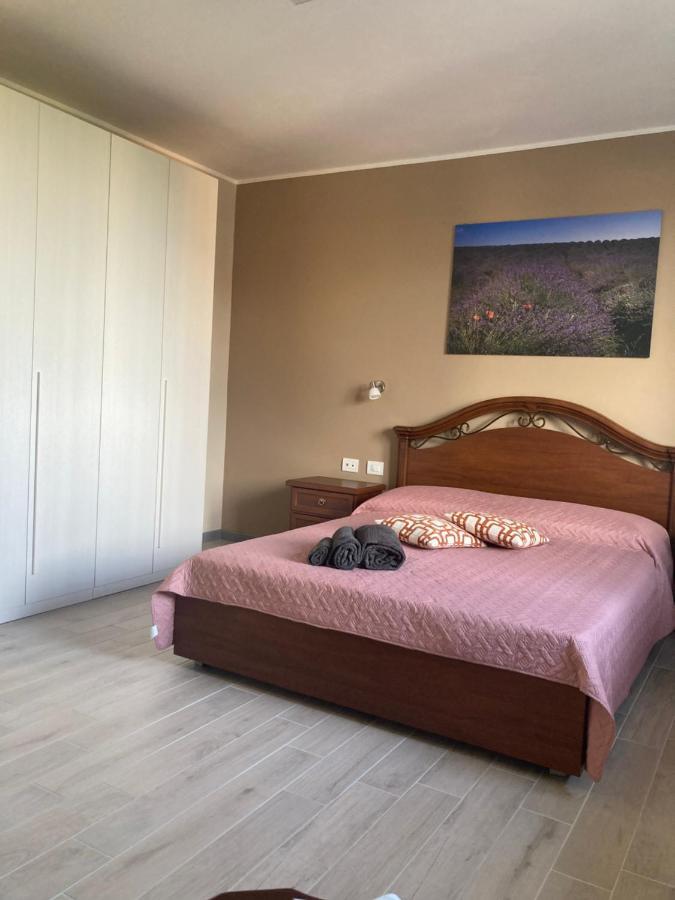 Il Cortile Di Greta Bed and Breakfast Lu (Piedmont) Exteriör bild